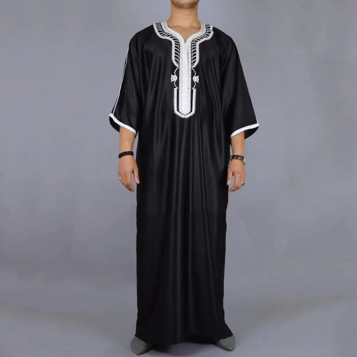 Elegant Embroidery Men's Robe - Meesal