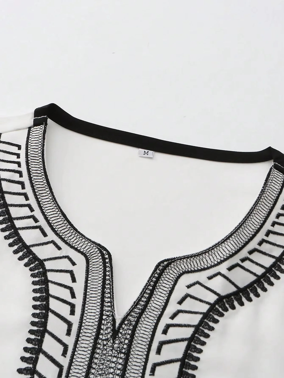 Elegant Embroidery Men's Robe - Meesal