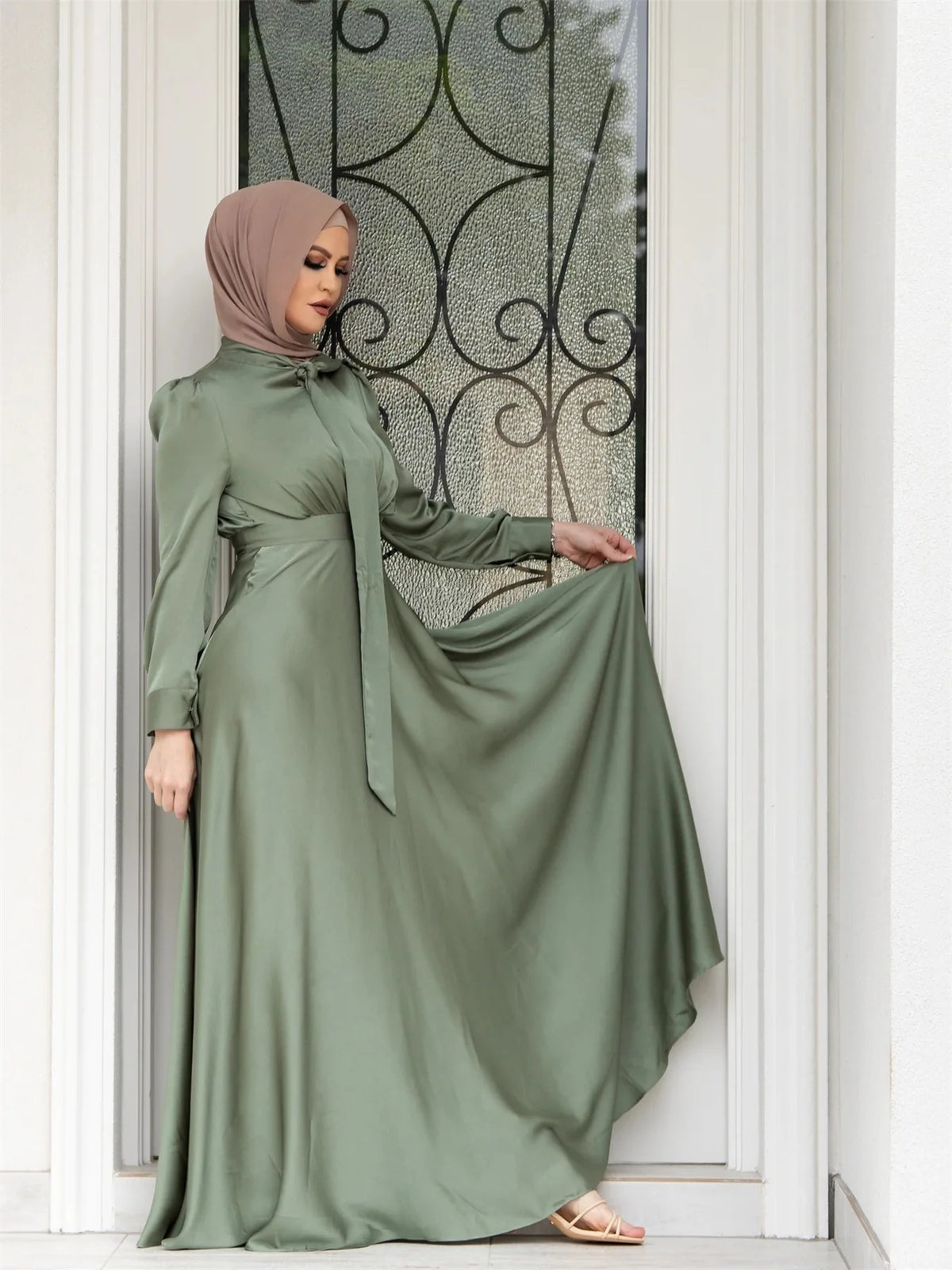 Elegant Satin Dress - Meesal