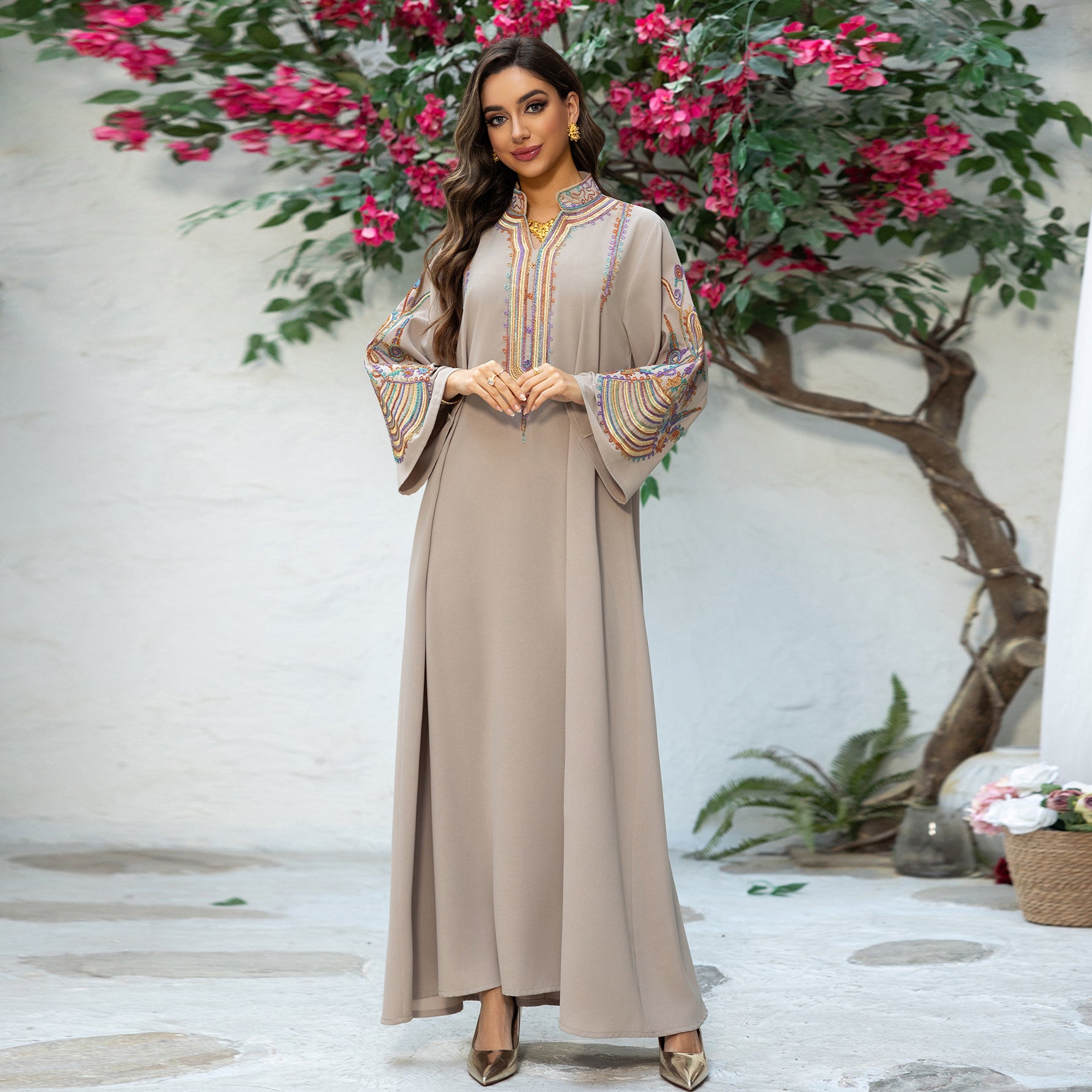 Women's Embroidered Rope Embroidered Muslim Dress - Meesal