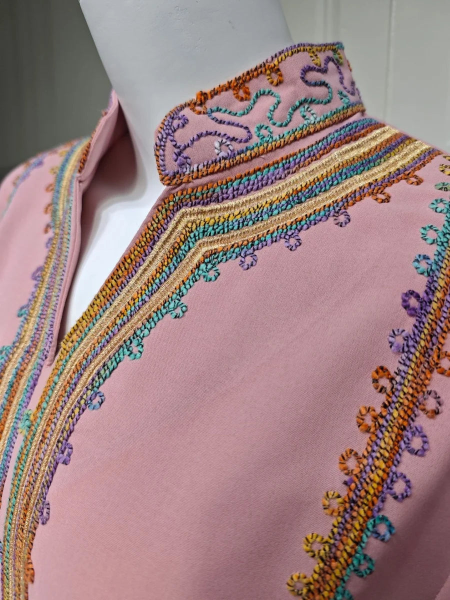 Floral Embroidery Dress - Meesal