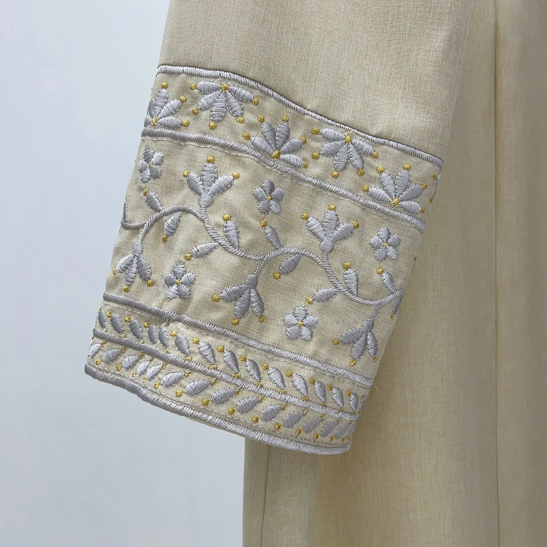 Embroidered Kimono Abaya - Meesal