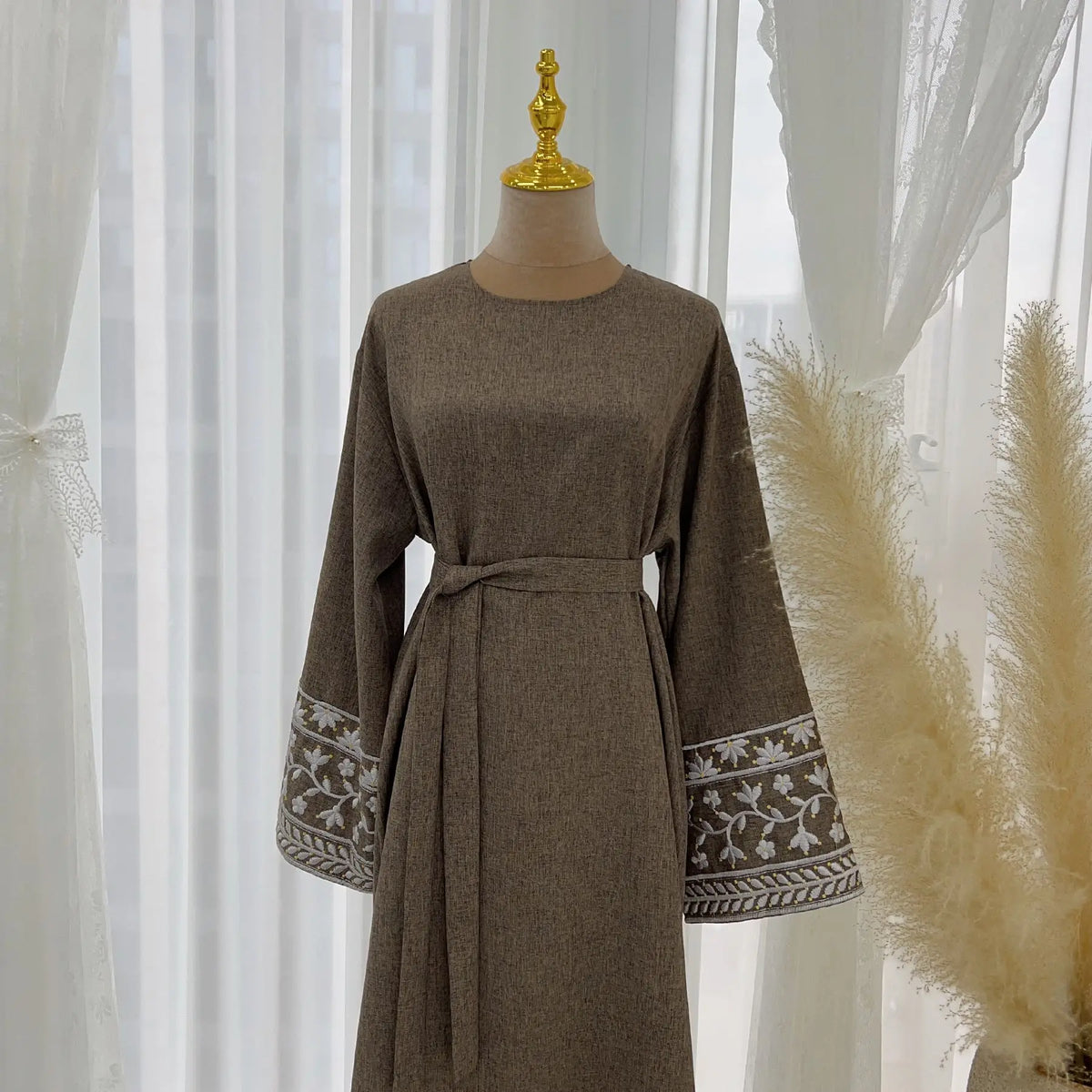 Embroidered Kimono Abaya - Meesal